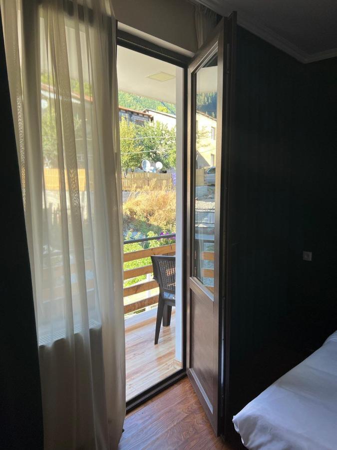 Monte Bianco Bed & Breakfast Mestia Ngoại thất bức ảnh