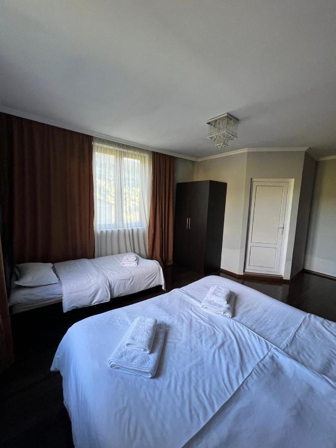 Monte Bianco Bed & Breakfast Mestia Ngoại thất bức ảnh